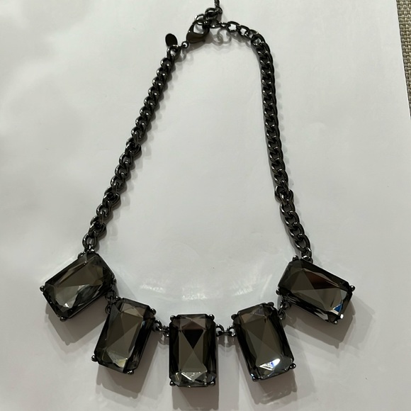 Costume Jewelry Necklace Gun Metal Gray - Picture 3 of 3